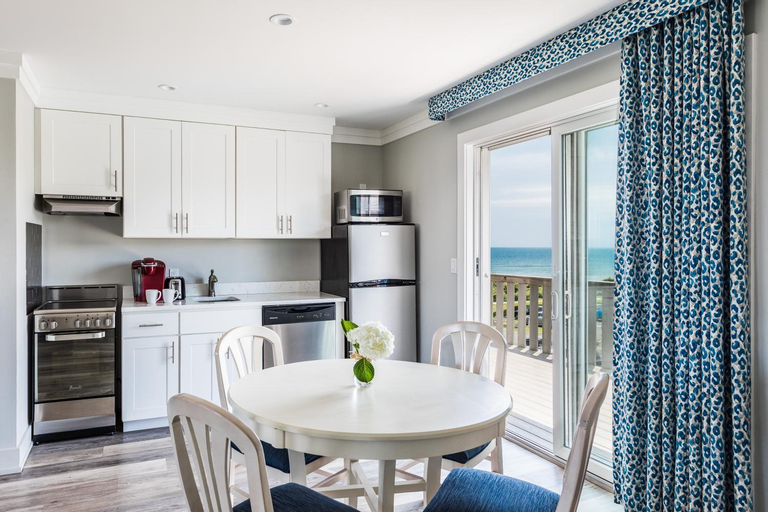 Dining Room 5