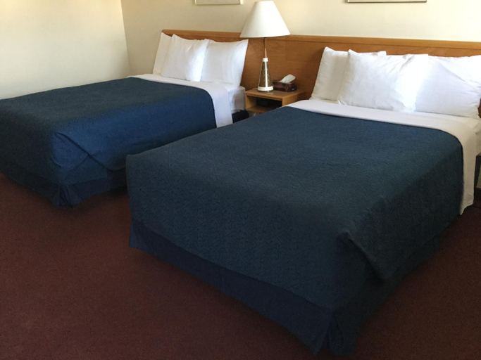 Bedroom, Trunk Road Motel, Algoma
