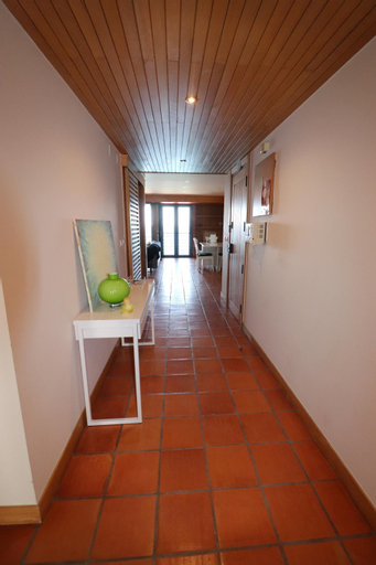 Others 3, Casa S. Jose, Sesimbra
