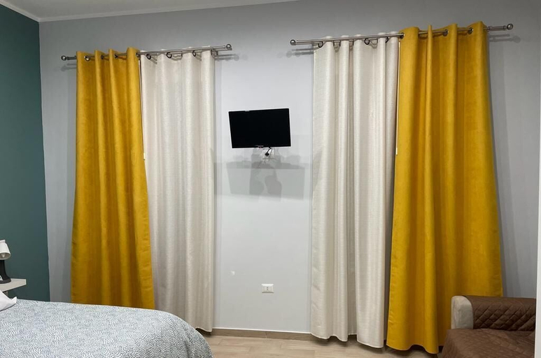 Bedroom 2, Miambra, Napoli
