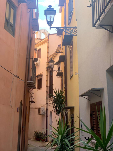 Others 2, Kemonia Home Palermo, Palermo