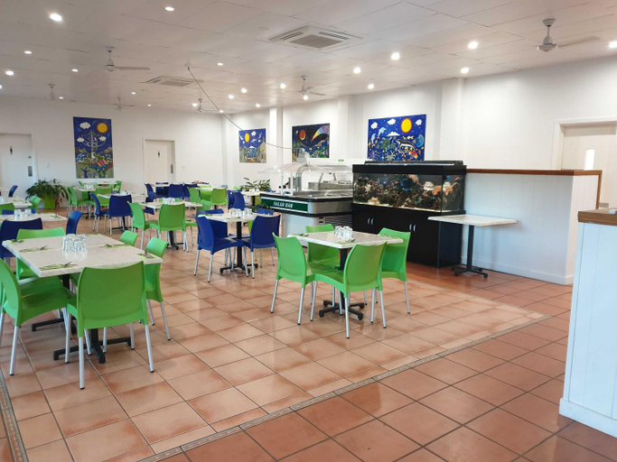 Food & Drinks, Magnetic Island Resort, Sleeps 3, Free WIFI, Magnetic Island