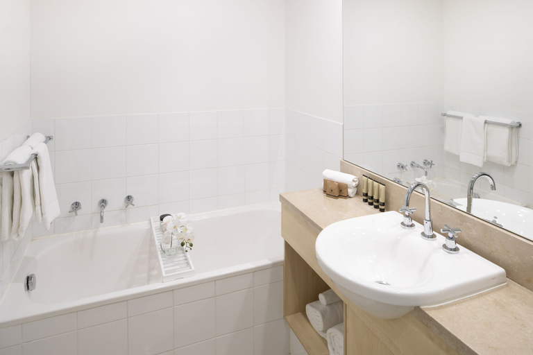 Bedroom 5, Peppers The Hills Lodge, Baulkham Hills - Central