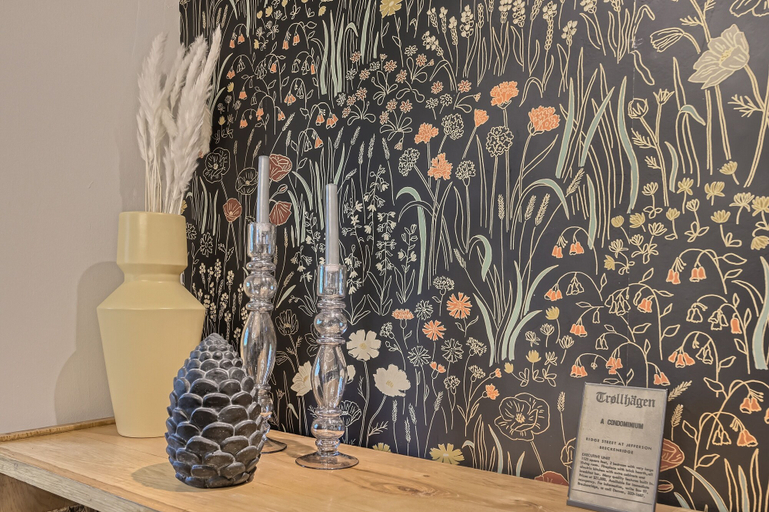 Interior detail, Trollhagen 5, Summit