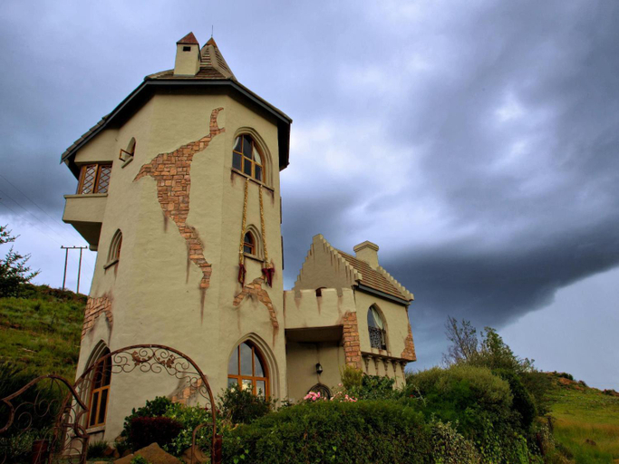 Others 3, Castle in Clarens, Thabo Mofutsanyane