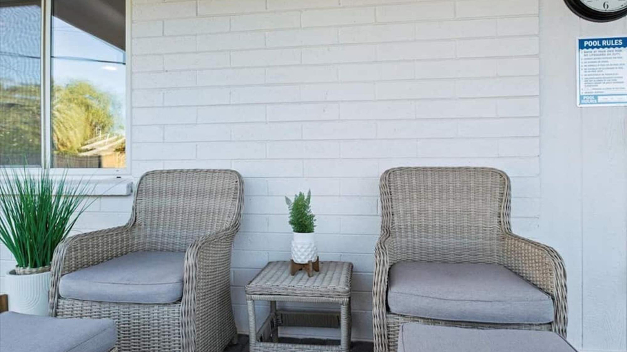 Property grounds 4, Just Listed! Old Town Paradise W/htd Pool & Spa!, Maricopa