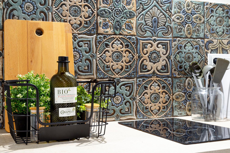 Food & Drinks 4, Brand new apartment for 4 guests + Wi-Fi, Trieste