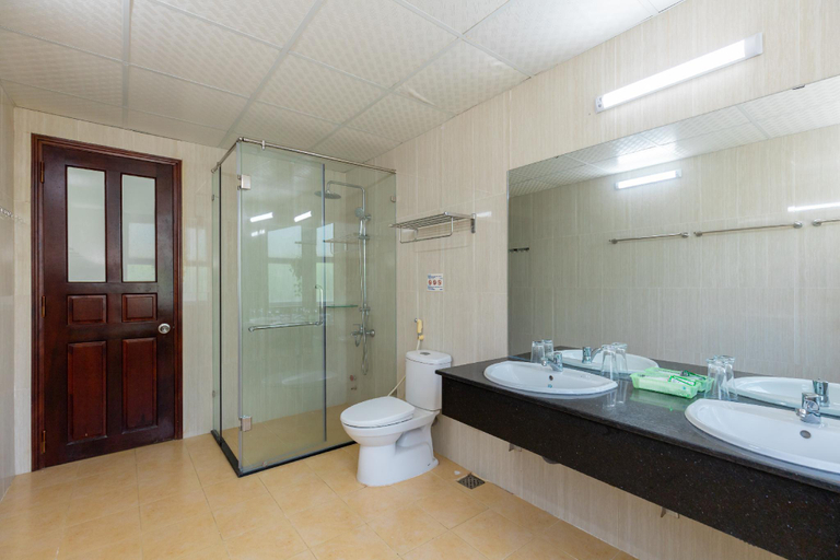 Bathroom 2, Huong Giang Seaside Villa, Vung Tau, Vũng Tàu