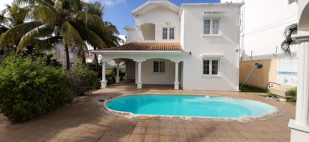 Others 5, Villa Le reve d'or a 150m de la plage, Black River