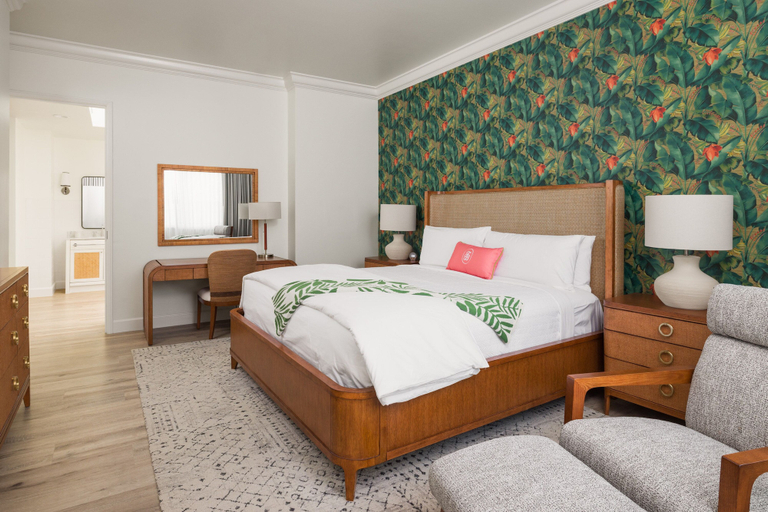 Bedroom 4, Tommy Bahama Miramonte Resort & Spa, Riverside