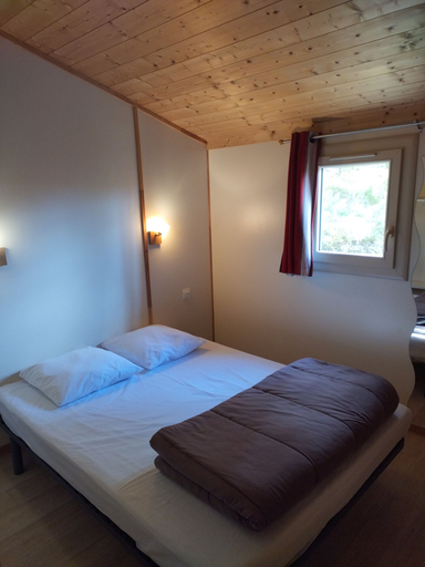 Others 4, Les Chalets du Haut-Forez, Loire