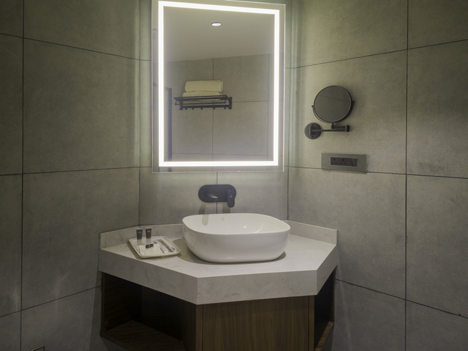 Bathroom 3, RK Resorts, Karaikal