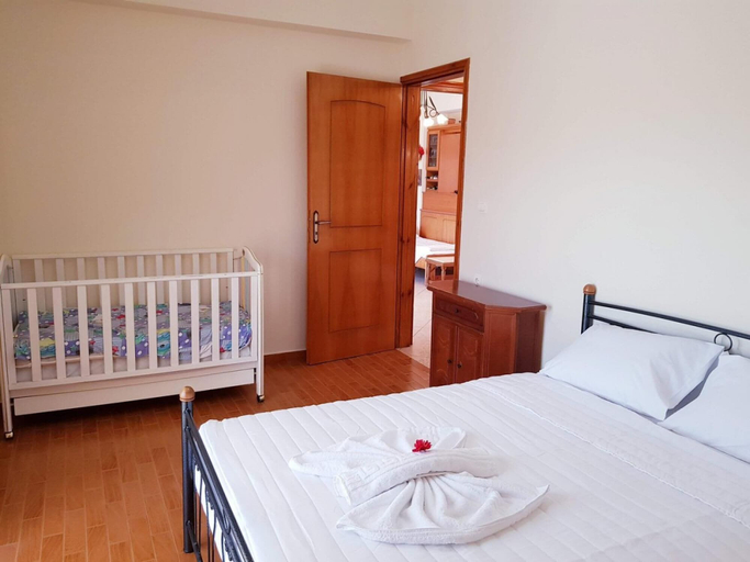 Bedroom 2, Eftihia s Traditional House, Crete