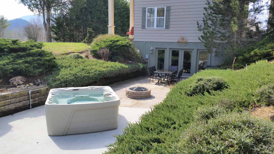 Exterior & Views 2, Cypress Ridge, Blount