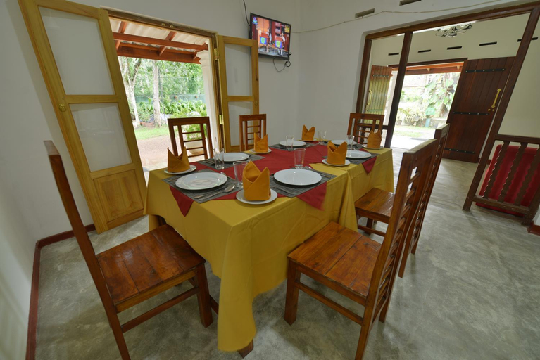 Food & Drinks 3, Venus Resorts, Attanagalla