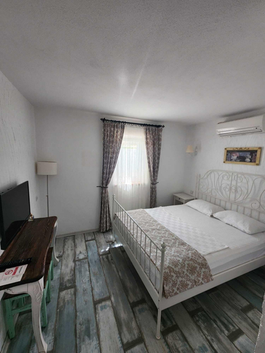 Bedroom 3, Tarcin Alacati Otel, Çeşme