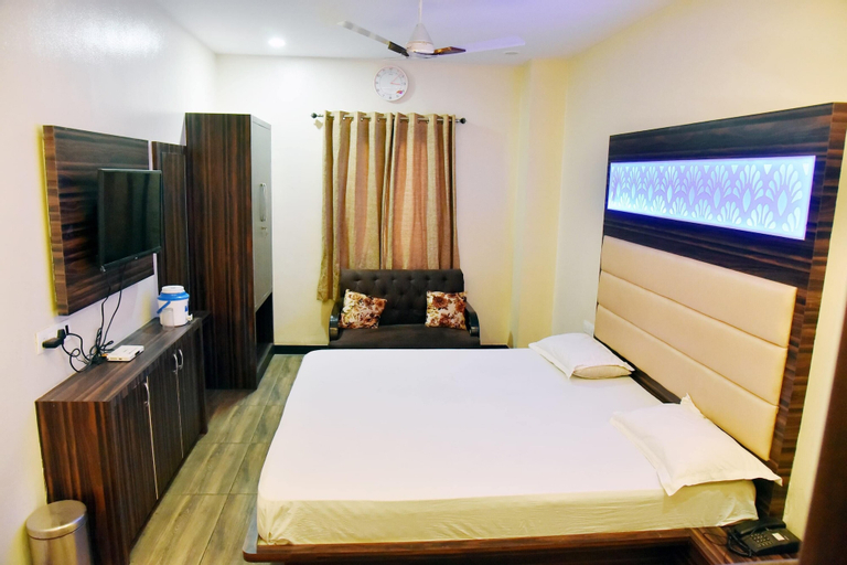 Bedroom 6