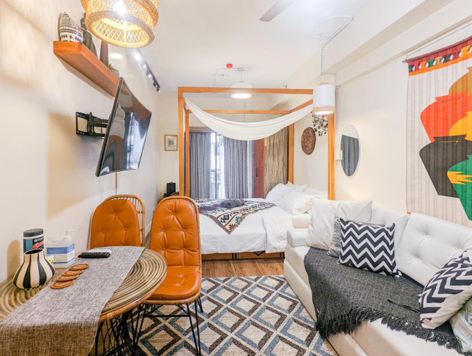Others 4, Relax & Retreat Modern Tribal Condo w/ Heating , Baguio City