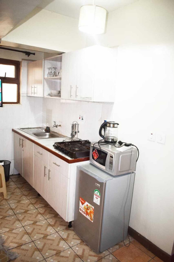 Others 4, King's Suites, Starehe