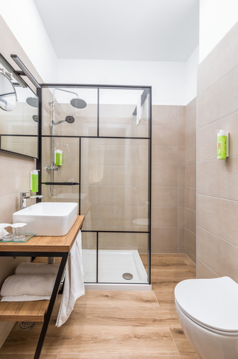 Bathroom 4, Brijuni Hotel Neptun, Fažana