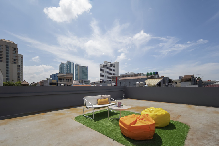 Others 5, Cove Aventurine, West Jakarta