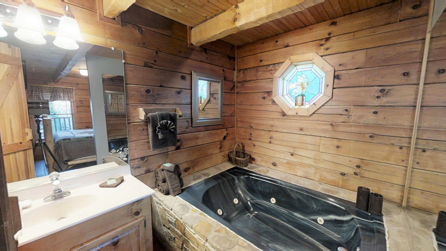 Bathroom 4, Cozy Cottage, Sevier