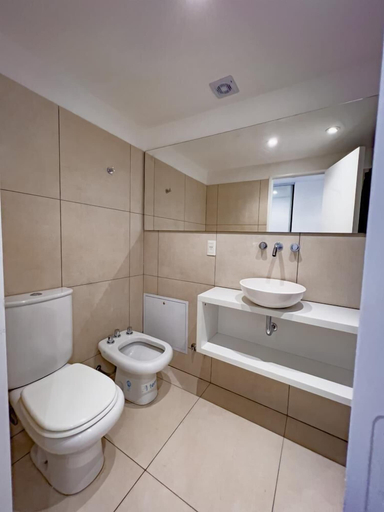Bathroom 2, Antartida, Ushuaia