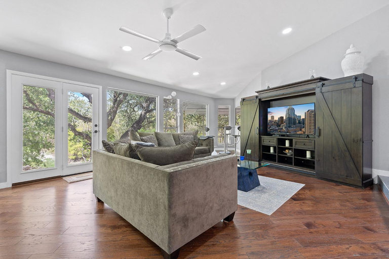 Others 5, Your OASIS Nestled IN Wooded River Views, POOL!, Travis