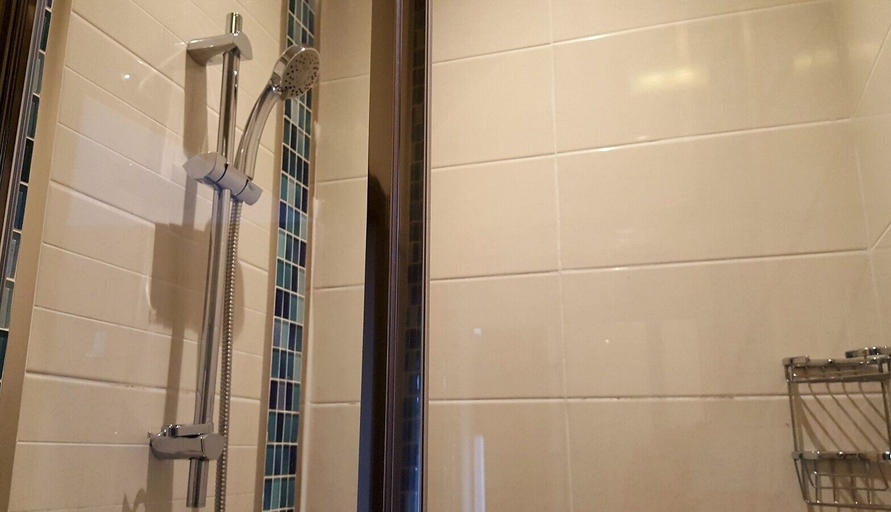Bathroom 3, The Dolphin, North Yorkshire