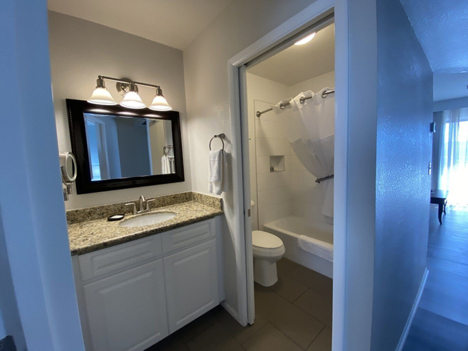 Bathroom 4, WorldMark Havasu Dunes, Mohave