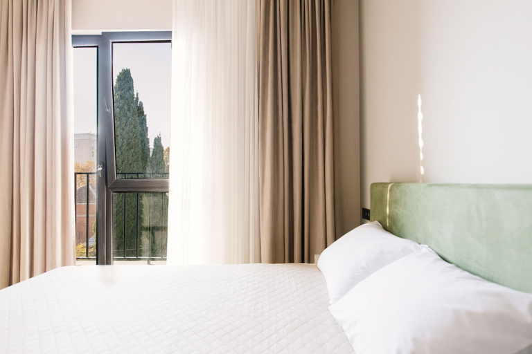 Bedroom 4, Doors Hotel, Tbilisi