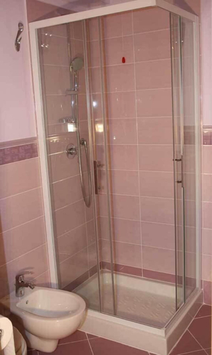 Bathroom 5, La Terrazza di Reggello, Florence