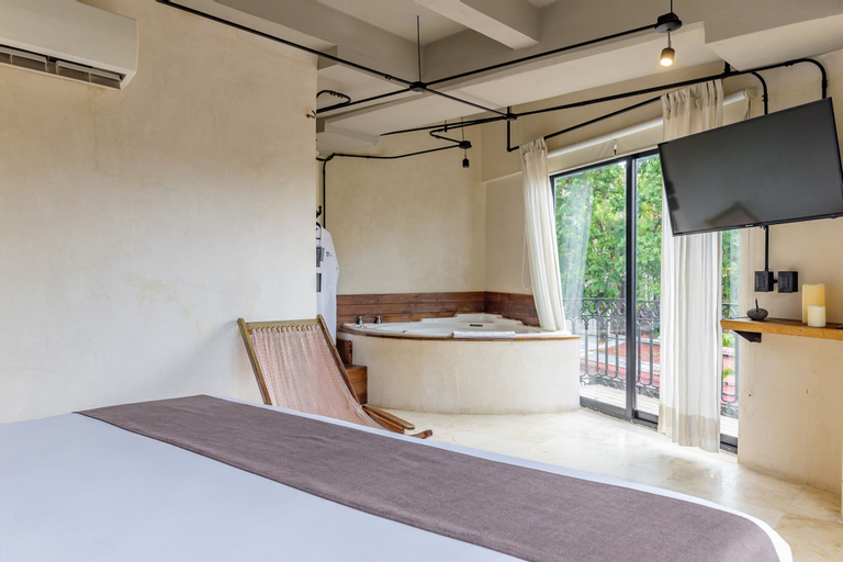 Bedroom 12