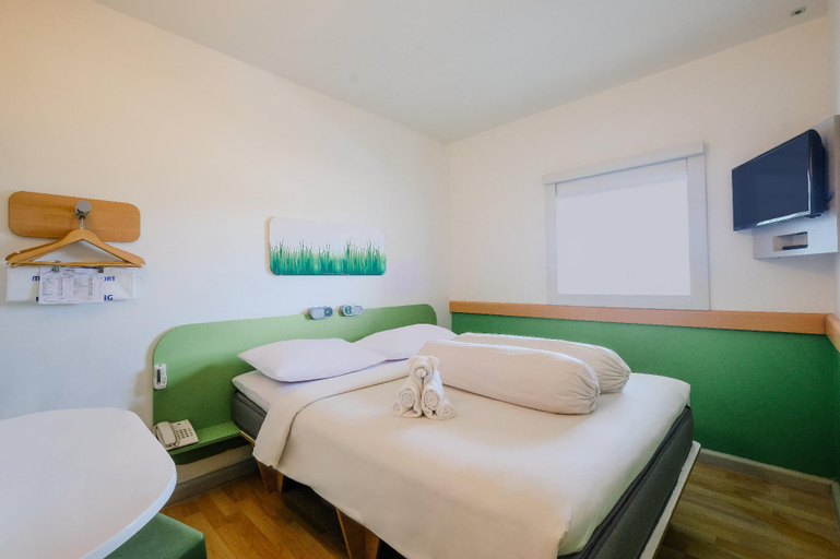 Bedroom 3, Cordia Hotel Makassar Airport, Maros