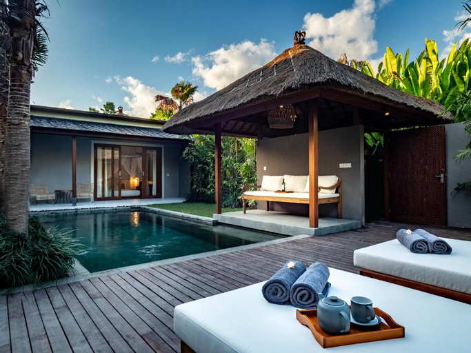 Swimming Pool 1