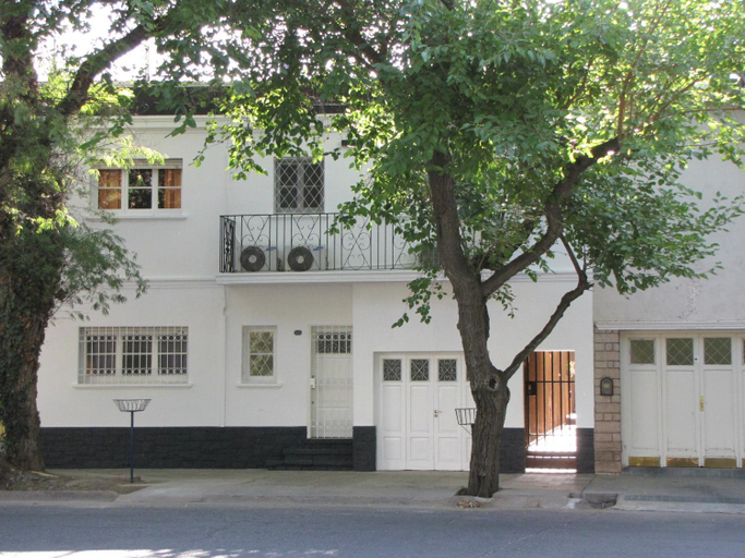 Others 5, Tiburcio, Capital