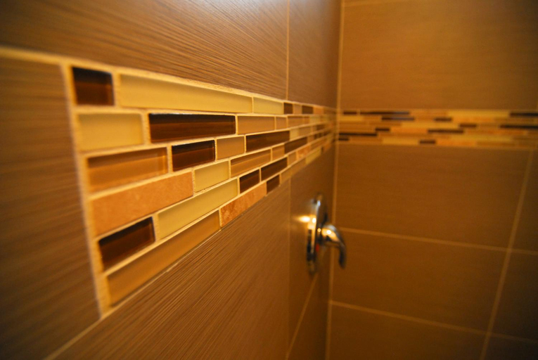 Others 4, Studio City Inn, Los Angeles