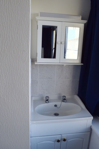 Bathroom 4, Penn House Hotel, Dorset