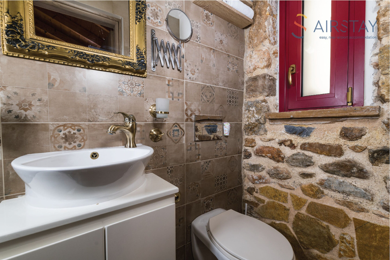 Bathroom 3, Orianna Apartment Airport by Airstay, Attica