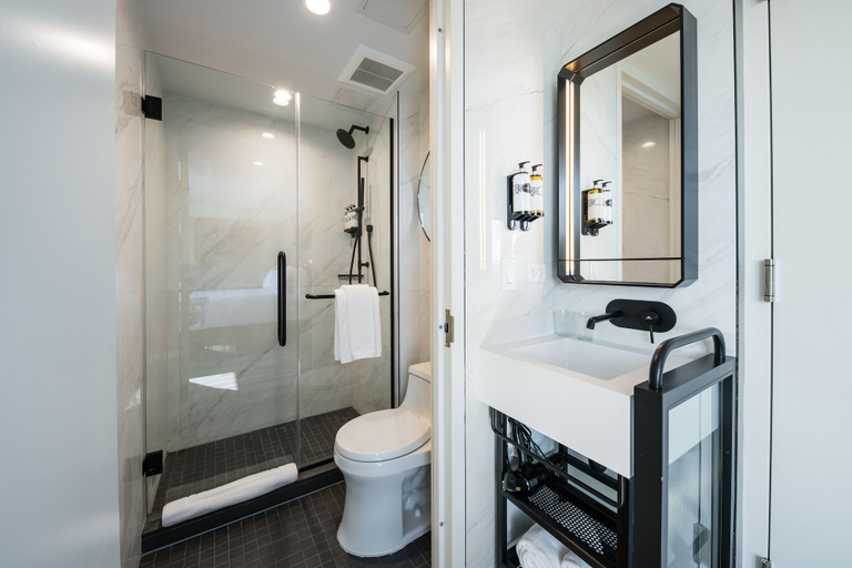Bathroom 4, Pestana Park Avenue, New York