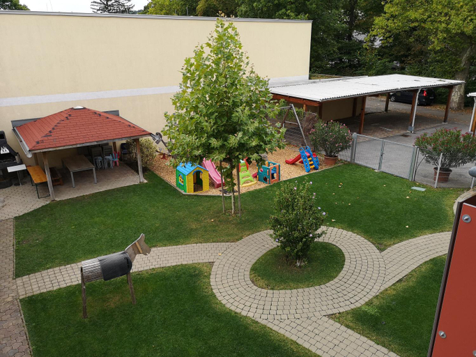 Others 4, Studios Am Wienerwald, Mödling
