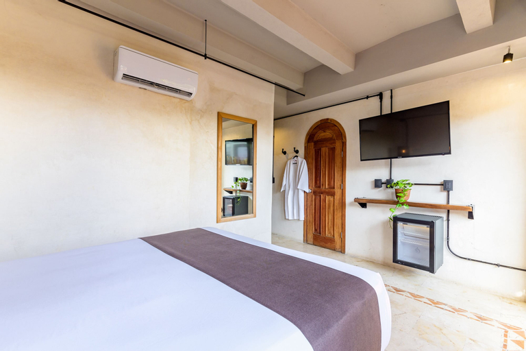 Bedroom 12