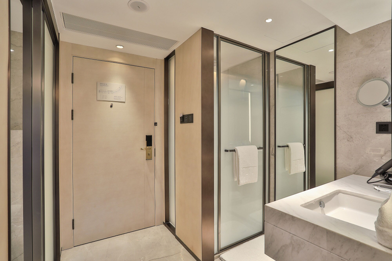Bathroom 5, Zhejiang Narada Grand Hotel, Hangzhou