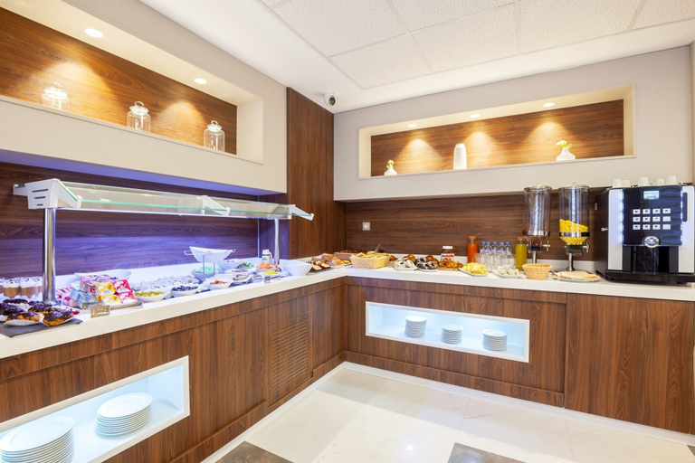 Food & Drinks 4, IBIRIS Hotel, Oran
