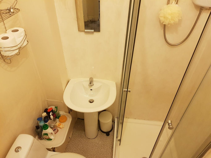 Bathroom, 2 Bed Flat - Sleeps 4 - Parking - Wifi, Inverclyde
