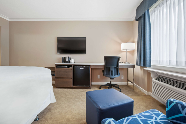 Bedroom 3, Best Western Plus Columbia River Hotel, Kootenay Boundary
