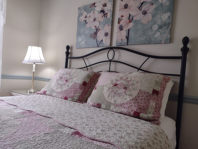 Bedroom 5, Chez Rose Belaïd, Le Rocher-Percé