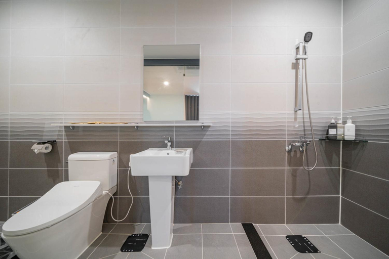 Bathroom 3, Chuncheon Hotel Gongjicheon 2, Chuncheon