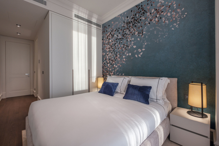 Bedroom 2, Porto Palace