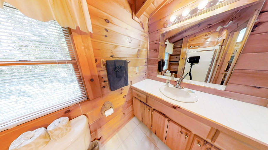 Bathroom 4, Steele Away 3 Bedrooms, Sevier